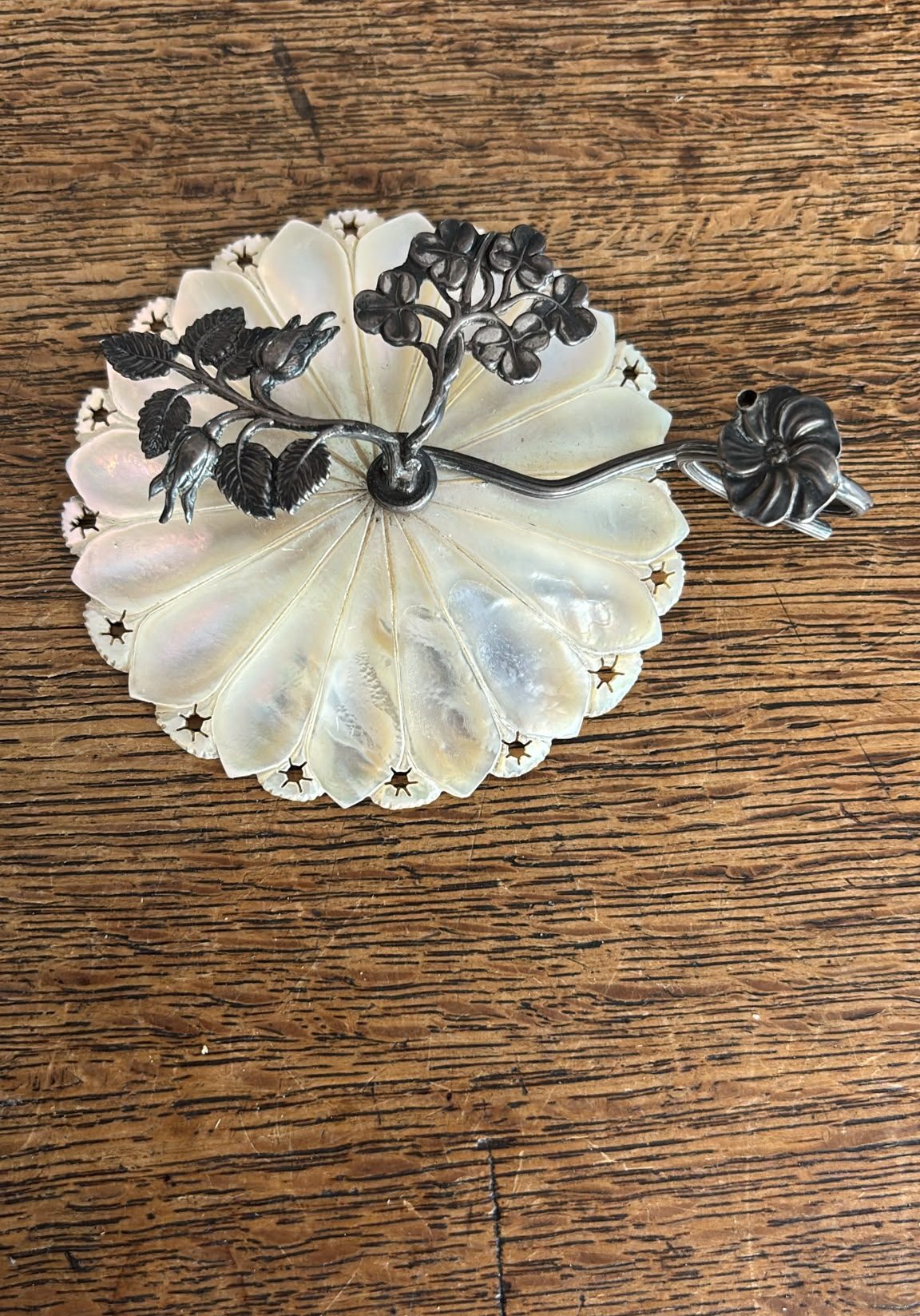 Image of Mother of pearl base with 3 silver branches. Very pretty