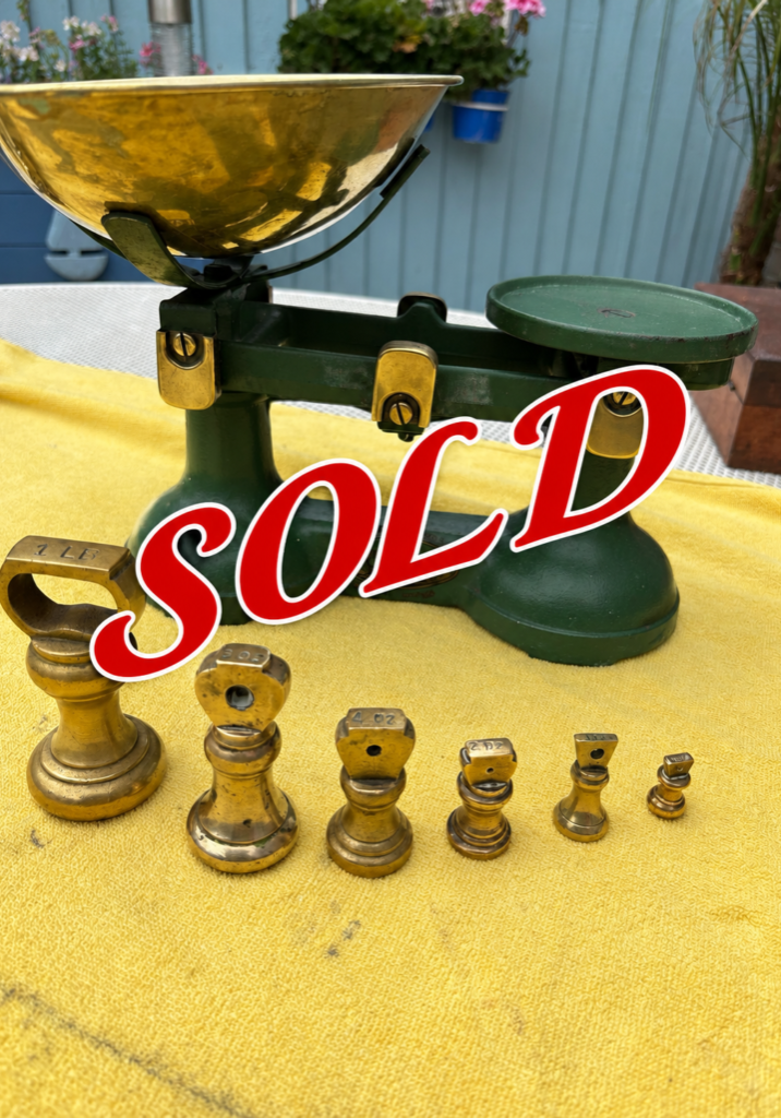 Image of SOLD kitchen scales